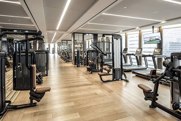 Věda vede kondici a užívá si zdravého života