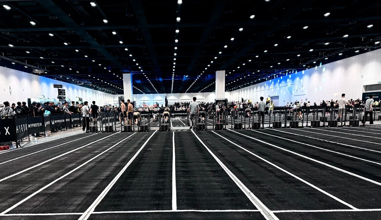 Chcete znát HYROX? Kompletní průvodce profesionálním tréninkovým vybavením